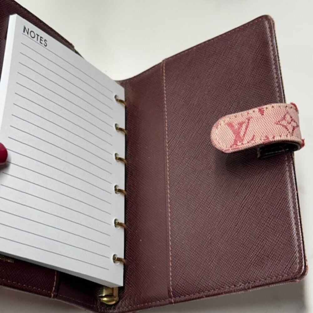 Louis Vuitton Monogram Agenda Cerise (Cherry) + 2026 calendar sheets - Picture 8 of 10